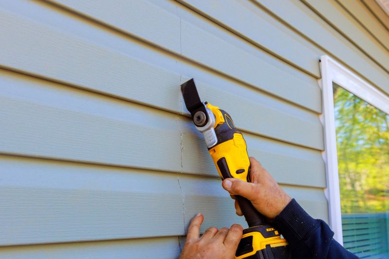 Vinyl Siding Repair - Image 8